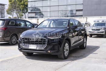 2022款进口奥迪Q8 豪华7座SUV